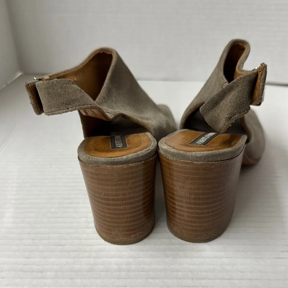 Women's Alberto Fermani Suede Peep Toe Sandals 36.5